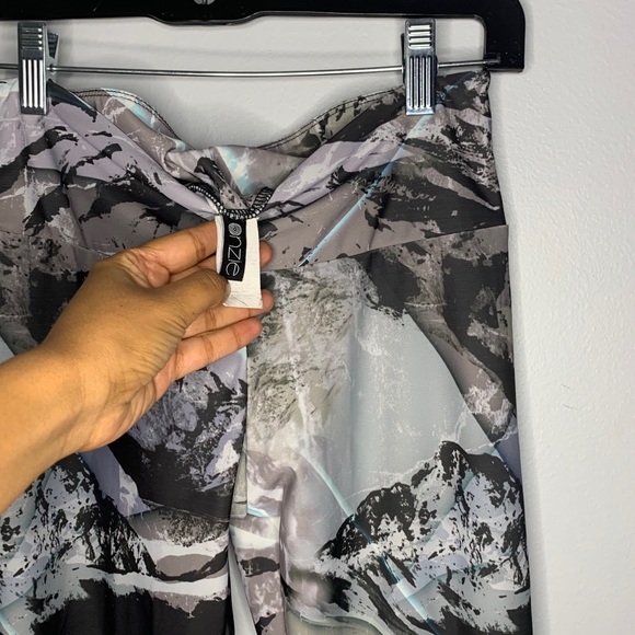 Onzie High rise Yoga Leggings | Size S/M - Picture 2 of 9